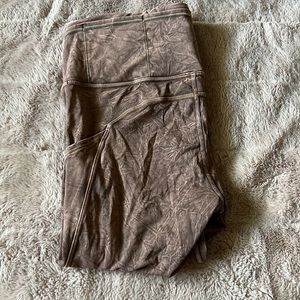 Lululemon Fast & Free high rise tight 25”